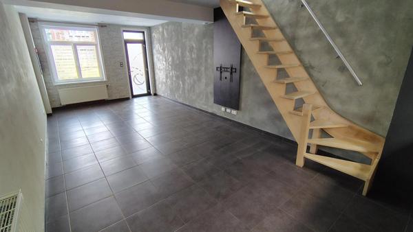 Maison 2 chambres 95 m²+ bureau, cour, AUCUN TRAVAUX !