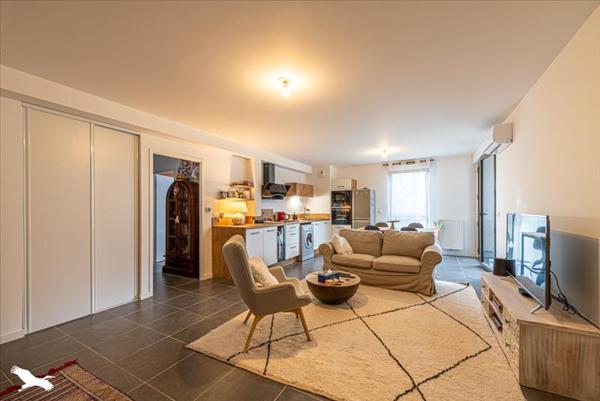 Appartement à vendre |  Bordeaux |  3 pièces | 69 m²