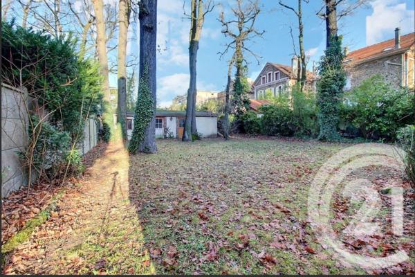 Maison à vendre  12 pièces - 230 m2 VILLEMOMBLE - 93