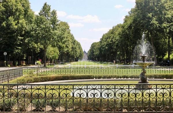 Un havre de paix dans le PARC à 15 mn à pied de la gare : Maison de famille 259 m²