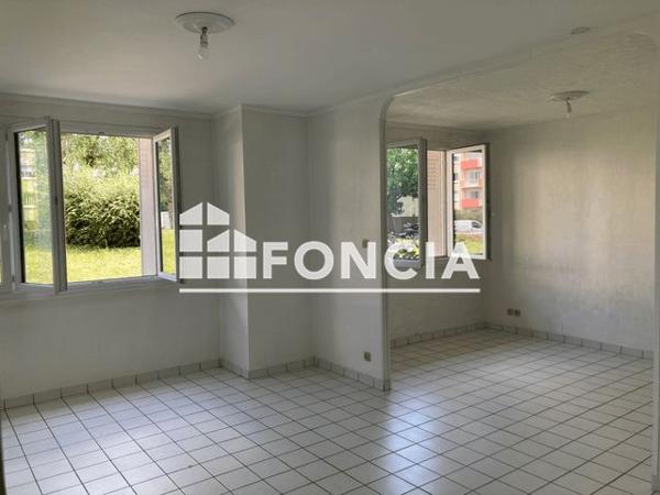 Location Appartement 4 pièces 83.06 m² - 31 RESIDENCE DU PUY GARNIER Angers 49100