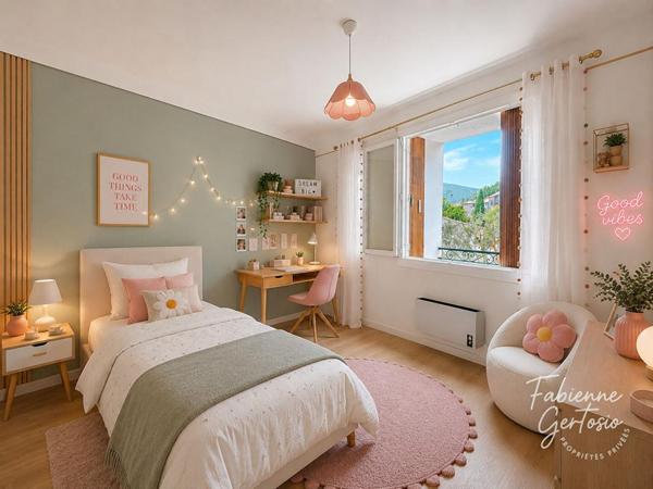 Solliès-Toucas ! maison de village de 85m2