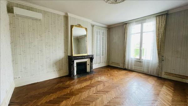 Maison à vendre |  Le Fleix |  8 pièces | 190 m²