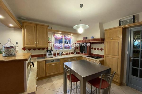 Maison à VIRE NORMANDIE, 14500 - 6 pièces 158m²