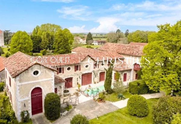 À vendre Habas – Château avec grandes dépendances