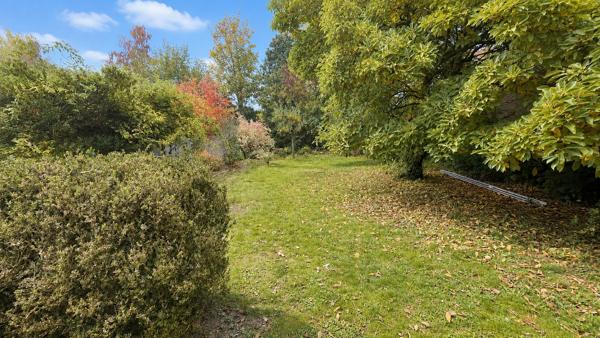 GRANDE MAISON FAMILIALE • LILLE JARDIN DES PLANTES • 200 m² • JARDIN 425 m²