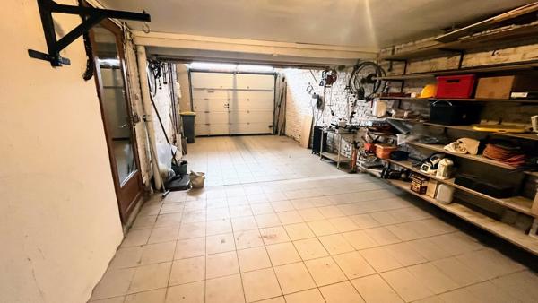 GRANDE MAISON FAMILIALE • LILLE JARDIN DES PLANTES • 200 m² • JARDIN 425 m²