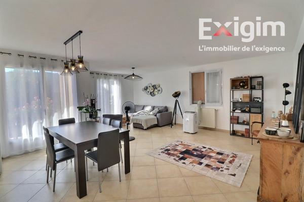 Maison avec jardin et garage - 07300 Saint Jean De Muzols