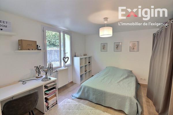 Maison avec jardin et garage - 07300 Saint Jean De Muzols
