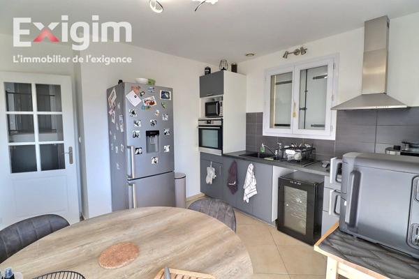 Maison avec jardin et garage - 07300 Saint Jean De Muzols