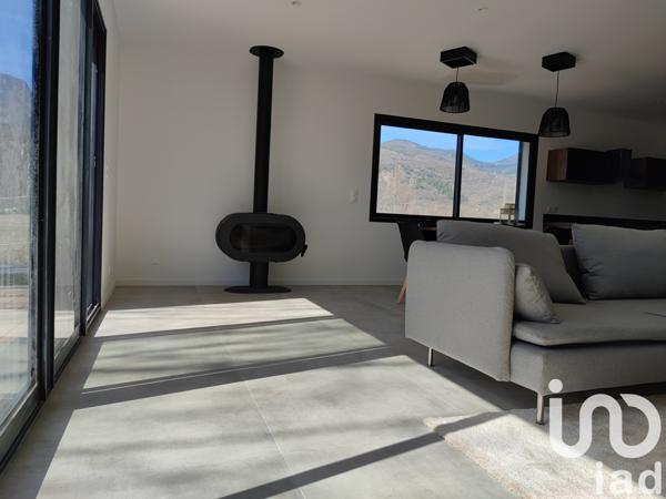 Maison à vendre 4 pièces 102 m² Castellane