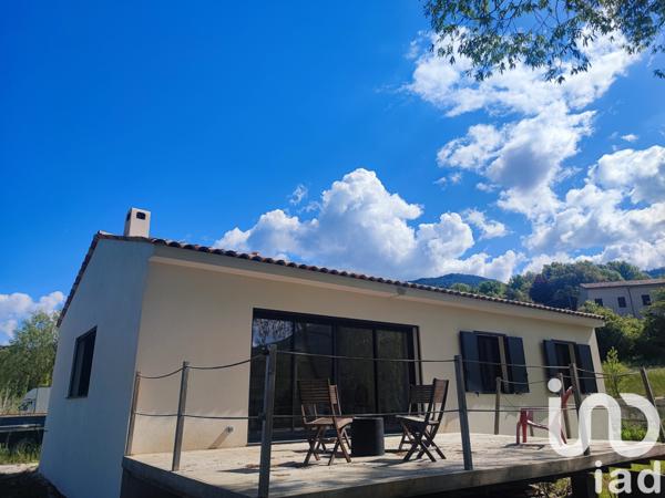 Maison à vendre 4 pièces 102 m² Castellane