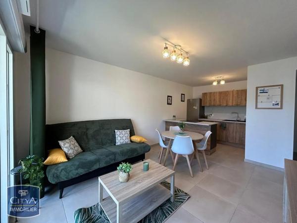 Appartement à louer 2 pièces 43.55m²