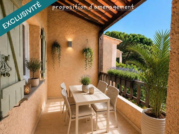 Coup de cœur aux Issambres ! Appartement T2 de 36m2 rénové, lumineux et au calme, avec terrasse, aperçu mer et accès à une piscine panoramique face à la Méditerranée, tennis,  boulodrome, parkings, dans une résidence sécurisée aux ISSAMBRES, à proximité de SAINTE MAXIME.