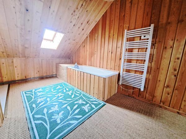 Maison à MOULINS-LA-MARCHE, 61380 - 3 pièces 106m²