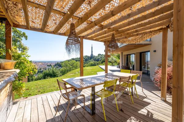 LYON 5ᵉ – PROPRIÉTÉ D'EXCEPTION AVEC VUE PANORAMIQUE SUR FOURVIÈRE ET LA SAÔNE