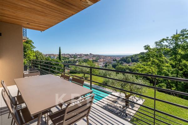LYON 5ᵉ – PROPRIÉTÉ D'EXCEPTION AVEC VUE PANORAMIQUE SUR FOURVIÈRE ET LA SAÔNE