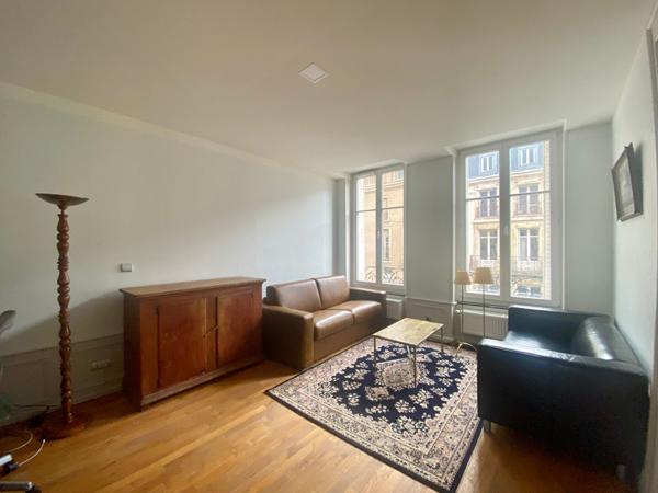 Appartement meublé Nancy 3 pièce(s) 102.56 m2 - HYPER CENTRE