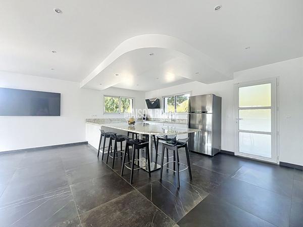 Contemporaine - plain pied - Lannion