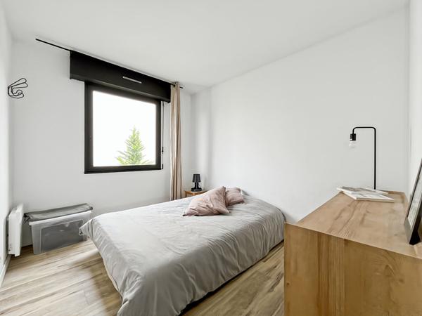 Appartement 3 pièces à vendre à Mérignac Peychotte - Ascenseur , Tram A, parking,