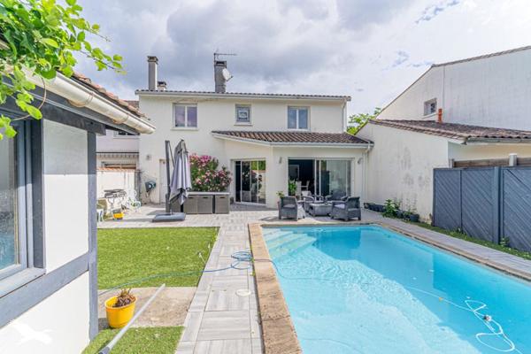 Maison à vendre 649 000 € Bordeaux 6 p 135 m² DPE C