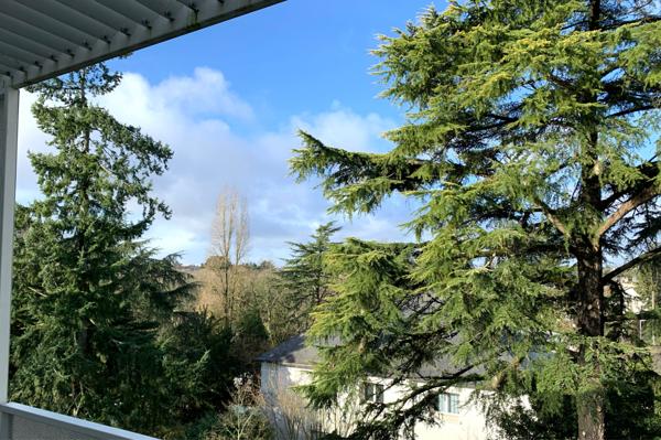 Appartement duplex T3 de 74 m² avec terrasse de 31 m² et balcon