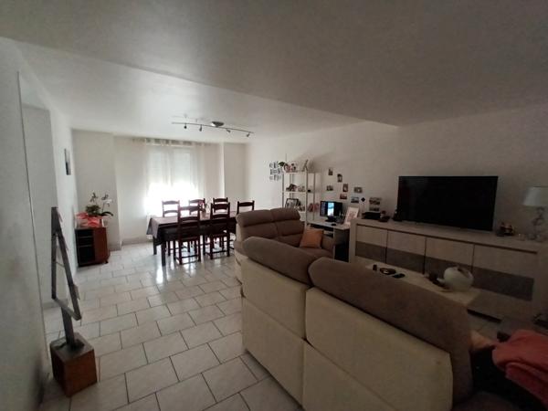 Appartement de 92m² situé à MONTIGNY LE ROI