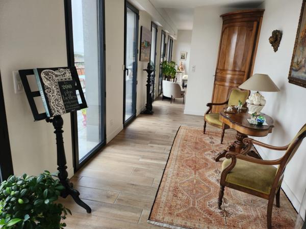 Appartement d’Exception avec Terrasse Panoramique et Accès Privatif - 160 m² Carrez