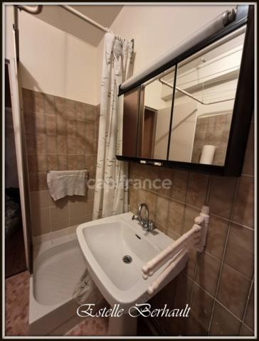 Dernier étage avec panorama unique sur le port de Brest