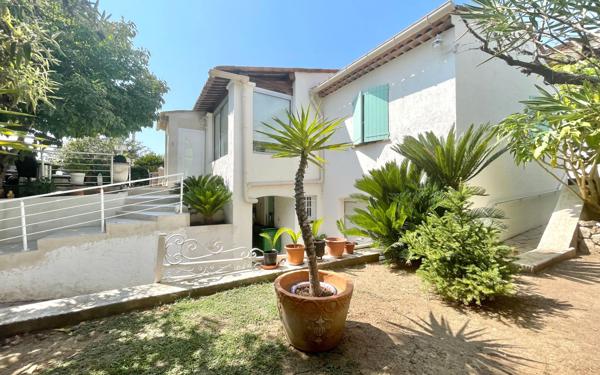 Maison à vendre    4 pièces • 120 m2 La Colle-sur-Loup