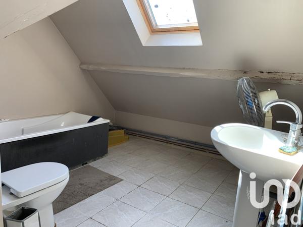 Maison traditionnelle 4 pièces de 70 m² à Cannes-Écluse (77130)