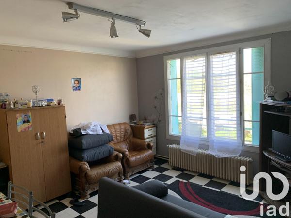 Maison traditionnelle 4 pièces de 70 m² à Cannes-Écluse (77130)