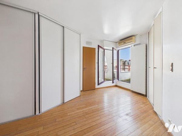 Duplex dernier étage 114m² 4 chambres balcons
