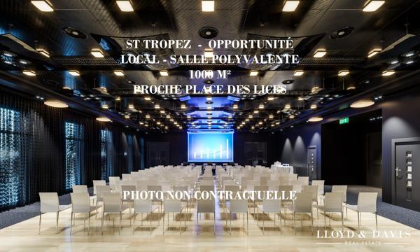 SALLE POLYVALENTE AVEC RESERVE