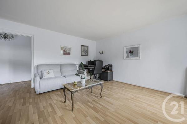 Appartement F3 à vendre  3 pièces - 72,03 m 2   L HAY LES ROSES  - 94