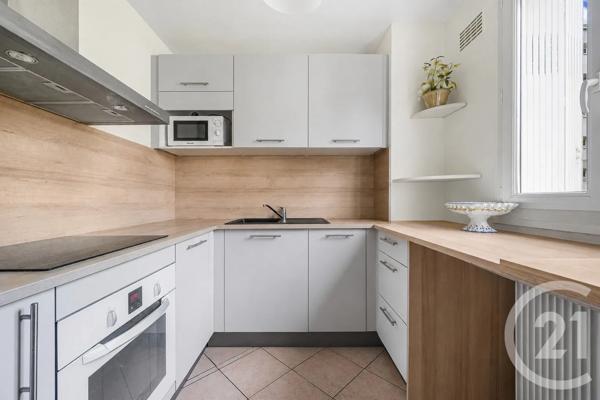 Appartement F3 à vendre  3 pièces - 72,03 m 2   L HAY LES ROSES  - 94