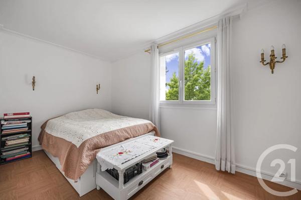 Appartement F3 à vendre  3 pièces - 72,03 m 2   L HAY LES ROSES  - 94