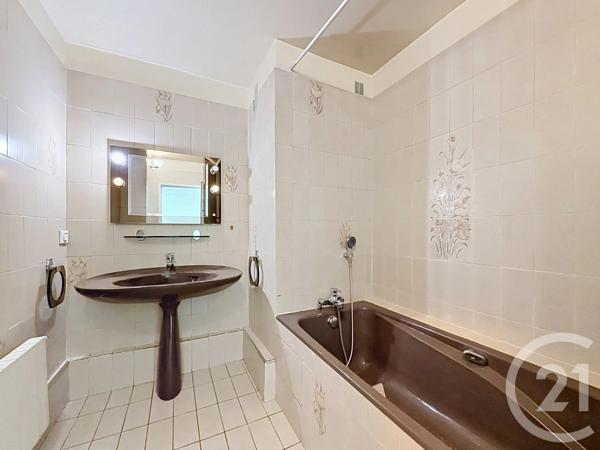 Appartement F4 à vendre  4 pièces - 110,76 m 2   ST MAURICE  - 94