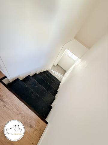 Angers (49000) Saint Léonard - Justices / Spacieuse maison T6