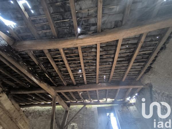 Maison de village 3 pièces de 200 m² à Montapas (58110)