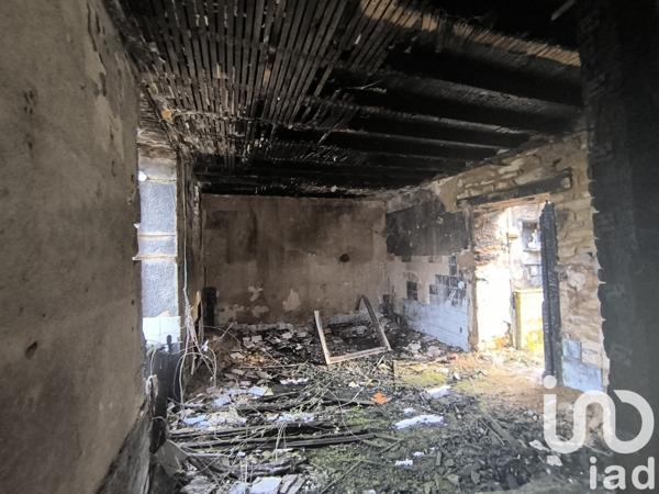 Maison de village 3 pièces de 200 m² à Montapas (58110)