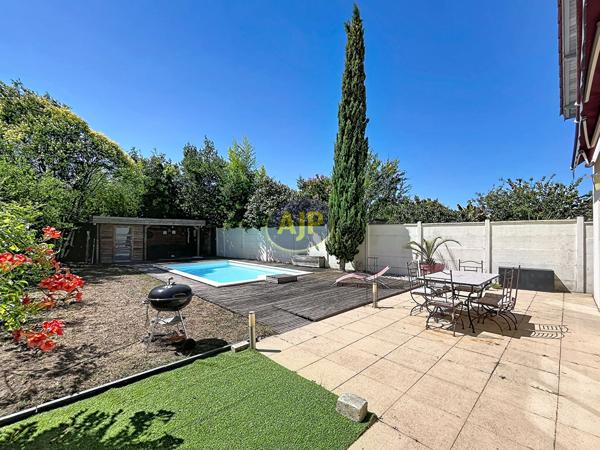 Maison à vendre Merignac - 6 pièces, 167m² avec 5 chambre(s) à 649 000€ - AJP Immobilier Bordeaux Nansouty