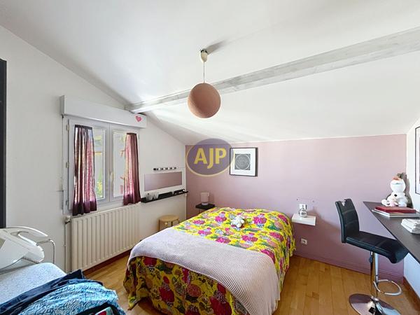 Maison à vendre Merignac - 6 pièces, 167m² avec 5 chambre(s) à 649 000€ - AJP Immobilier Bordeaux Nansouty