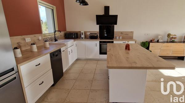 Maison à vendre 6 pièces 202 m² Mervent