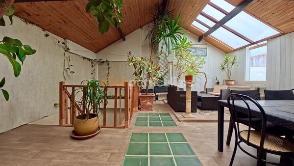 Vente
                Maison109,54 m² - 4 Pièces -
                    LES SABLES D OLONNE (85100)