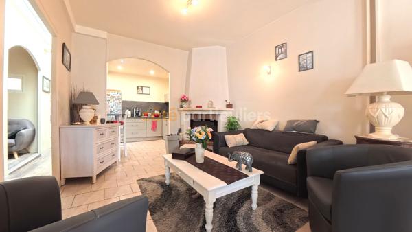 Vente
                Maison109,54 m² - 4 Pièces -
                    LES SABLES D OLONNE (85100)