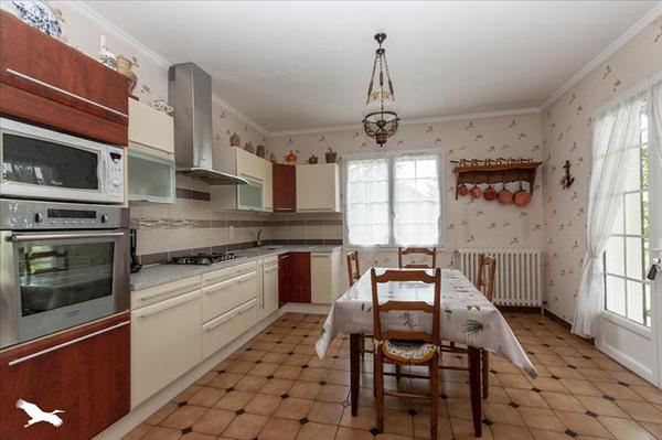 Maison à vendre |  Léguillac-de-Cercles |  7 pièces | 209 m²