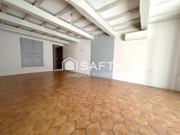 A VISITER SUR MONTEUX (84) MAGNIFIQUE MAISON DE 145 M² ENV. SUR TERRAIN CLOS ET ARBORE DE 348 M²