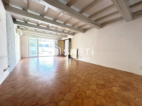 A VISITER SUR MONTEUX (84) MAGNIFIQUE MAISON DE 145 M² ENV. SUR TERRAIN CLOS ET ARBORE DE 348 M²