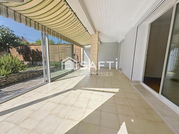 A VISITER SUR MONTEUX (84) MAGNIFIQUE MAISON DE 145 M² ENV. SUR TERRAIN CLOS ET ARBORE DE 348 M²